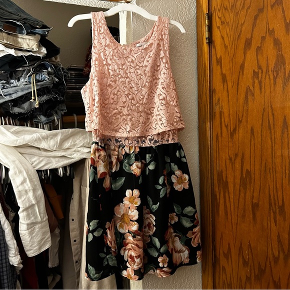 lacy pink and black floral mini dress - Picture 1 of 8
